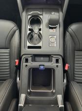Land Rover Discovery D350 Dynamic HSE - Image 17