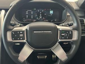 Land Rover Discovery D350 Dynamic HSE - Image 22