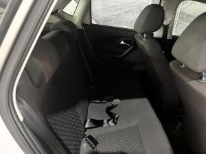 Volkswagen Polo Vivo hatch 1.4 - Image 8