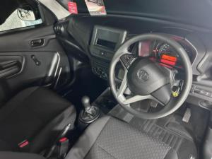 Toyota Vitz 1.0 - Image 6