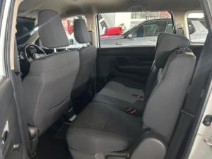 Toyota Rumion 1.5 S - Image 12