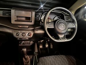 Toyota Rumion 1.5 S - Image 9