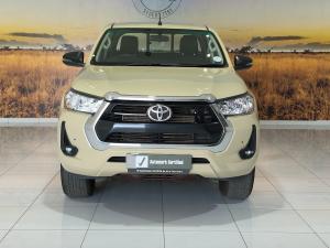 Toyota Hilux 2.4GD-6 double cab Raider manual - Image 4