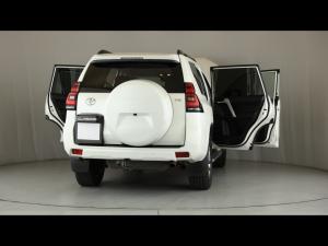 Toyota Land Cruiser Prado 3.0DT VX - Image 24