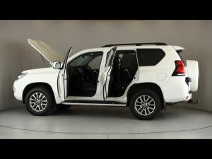 Toyota Land Cruiser Prado 3.0DT VX - Image 26