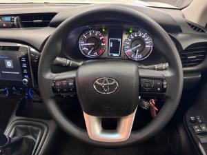 Toyota Hilux 2.4GD-6 Xtra cab Raider manual - Image 8