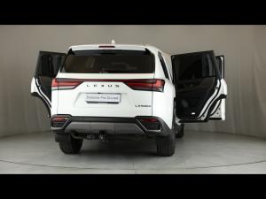 Lexus LX 500d Overtrail - Image 24