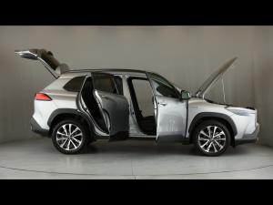 Toyota Corolla Cross 1.8 Hybrid XR - Image 30