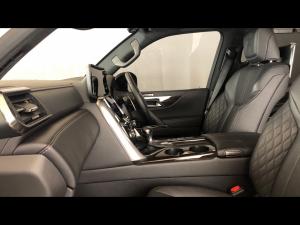 Lexus LX 600 VIP - Image 7