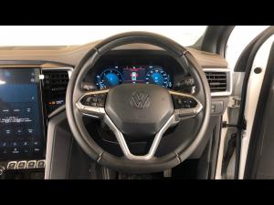 Volkswagen Amarok 3.0TDI V6 double cab Aventura 4Motion - Image 8