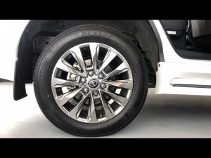 Toyota Land Cruiser 300 3.3D ZX - Image 20