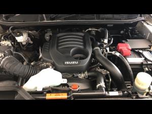 Isuzu D-Max 1.9TD double cab LS X-Rider 4x4 auto - Image 14