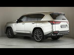 Lexus LX 600 F Sport - Image 21