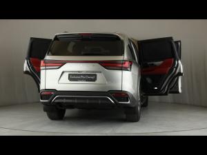 Lexus LX 600 F Sport - Image 24