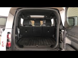 Land Rover Defender 110 D300 X-Dynamic HSE - Image 13