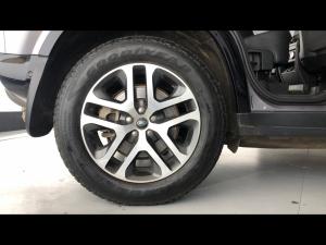Land Rover Defender 110 D300 X-Dynamic HSE - Image 20