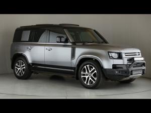 Land Rover Defender 110 D300 X-Dynamic HSE - Image 1