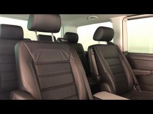 Volkswagen Caravelle 2.0BiTDI Highline 4Motion - Image 12