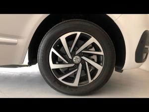 Volkswagen Caravelle 2.0BiTDI Highline 4Motion - Image 17