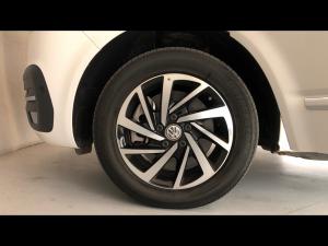 Volkswagen Caravelle 2.0BiTDI Highline 4Motion - Image 18