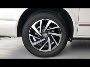 Volkswagen Caravelle 2.0BiTDI Highline 4Motion - Image 20