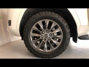 Toyota Land Cruiser 300 3.3D GX-R - Image 18