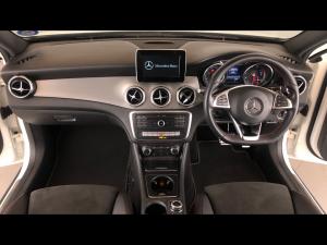 Mercedes-Benz GLA GLA200 auto - Image 6