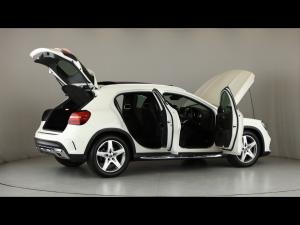 Mercedes-Benz GLA GLA200 auto - Image 31