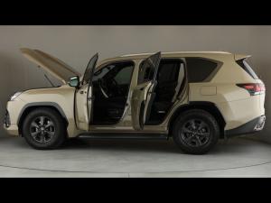 Lexus LX 500d Overtrail - Image 26