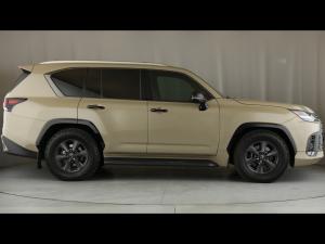 Lexus LX 500d Overtrail - Image 3