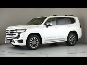 Toyota Land Cruiser 300 3.3D ZX SE - Image 23
