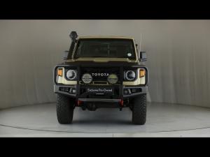 Toyota Land Cruiser 79 4.5D-4D V8 double cab LX - Image 4