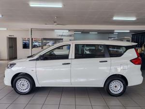 Toyota Rumion 1.5 S - Image 2