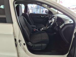 Nissan Qashqai 1.6 dCi Acenta CVT - Image 11