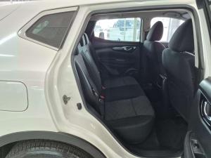 Nissan Qashqai 1.6 dCi Acenta CVT - Image 12