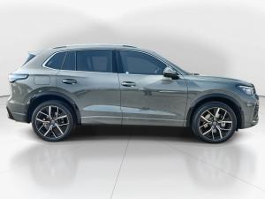 Volkswagen Tiguan 2.0TDI R-Line 4Motion - Image 8