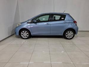 Toyota Yaris 5-door 1.3 XS - Image 2