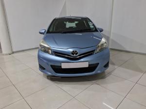Toyota Yaris 5-door 1.3 XS - Image 4