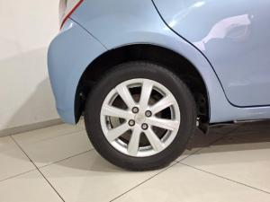 Toyota Yaris 5-door 1.3 XS - Image 6