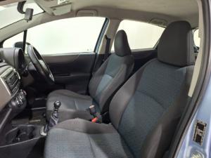 Toyota Yaris 5-door 1.3 XS - Image 8