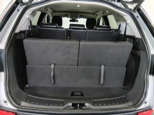 Land Rover Discovery Sport HSE Luxury TD4 - Image 13