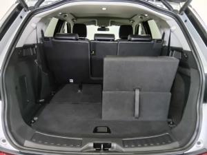 Land Rover Discovery Sport HSE Luxury TD4 - Image 14