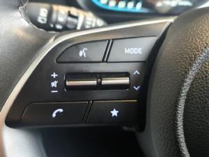 Hyundai i20 1.2 Executive - Image 10