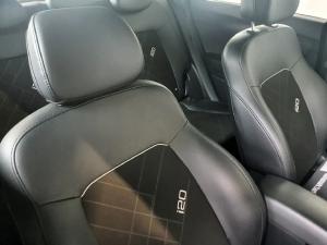 Hyundai i20 1.2 Executive - Image 13