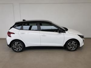 Hyundai i20 1.2 Executive - Image 3