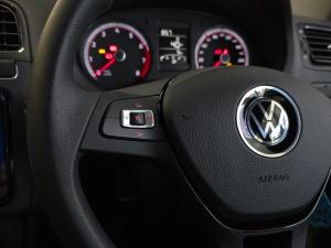 Volkswagen Polo Vivo hatch 1.4 Life - Image 14