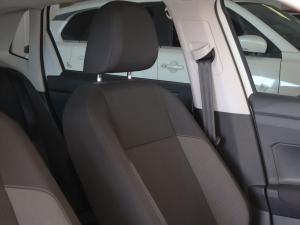Volkswagen Polo hatch 1.0TSI Life manual - Image 17