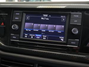 Volkswagen Polo hatch 1.0TSI Life manual - Image 23