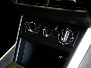 Volkswagen Polo hatch 1.0TSI Life manual - Image 24