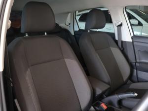 Volkswagen Polo hatch 1.0TSI Life manual - Image 28